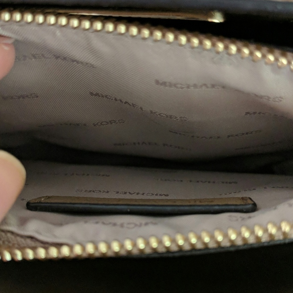NWOT Michael Kors Mercer Crossbody in Acorn - Picture 4 of 6
